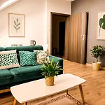 Pod Kolumnami Guest house Pilica