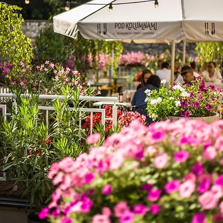 Gasthuis Pod Kolumnami 3*