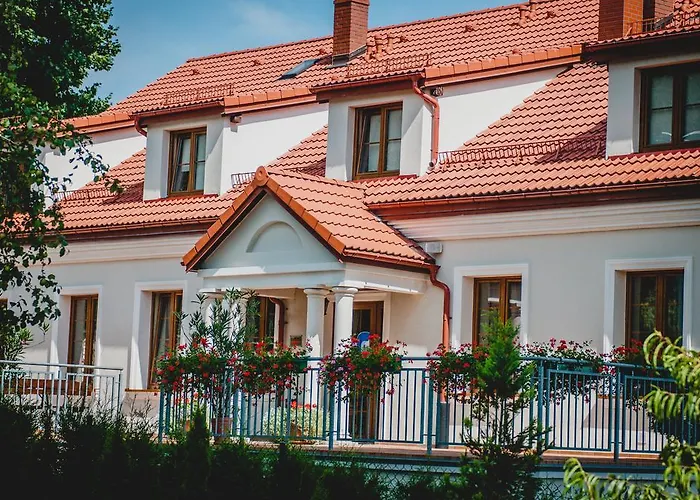 Pod Kolumnami Pilica