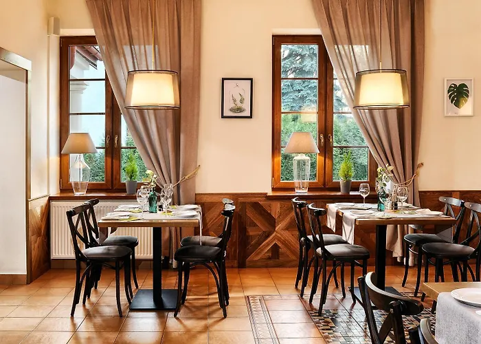 Pod Kolumnami בית הארחה