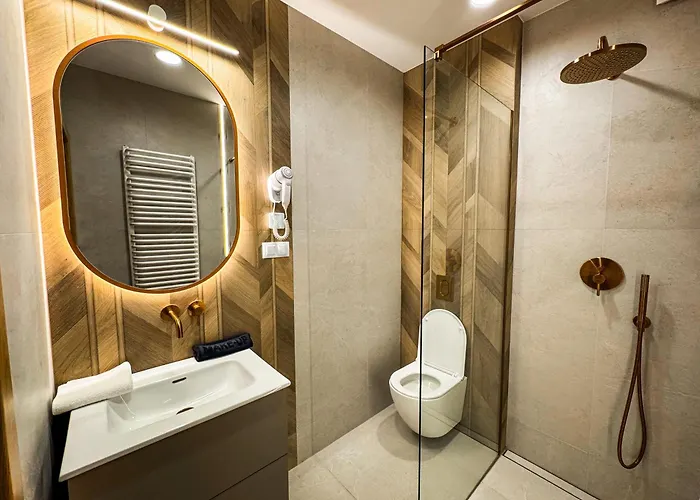 科伦纳米旅馆 3* Pilica